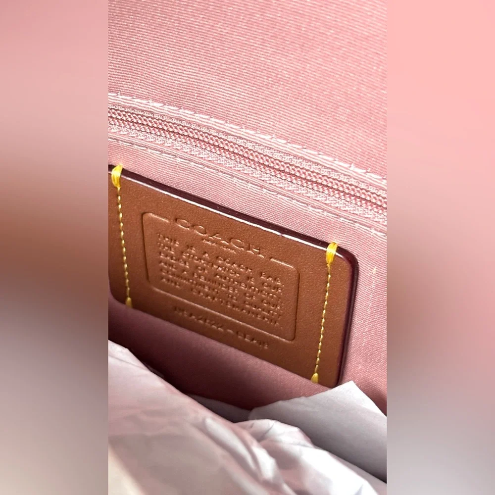 New Coach Large Rowan Powder Pink in Signature Canvas 2026 Release - Picture 12 of 15